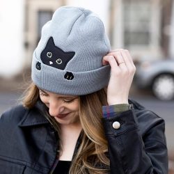 Chic & Cozy Cat Ear Beanie: Perfect Winter Gift for Cat Lovers and Fashionistas